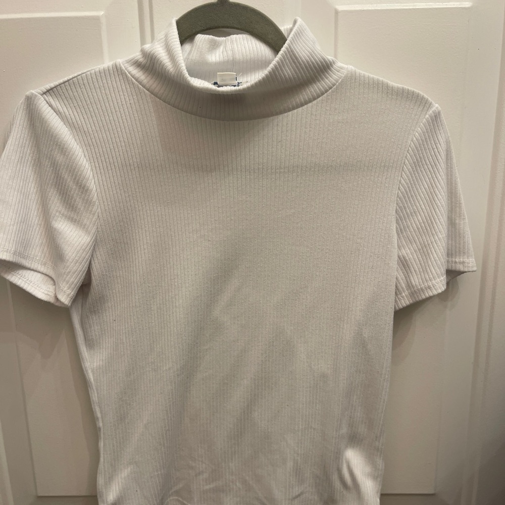 White Ribbed Turtleneck Shirt